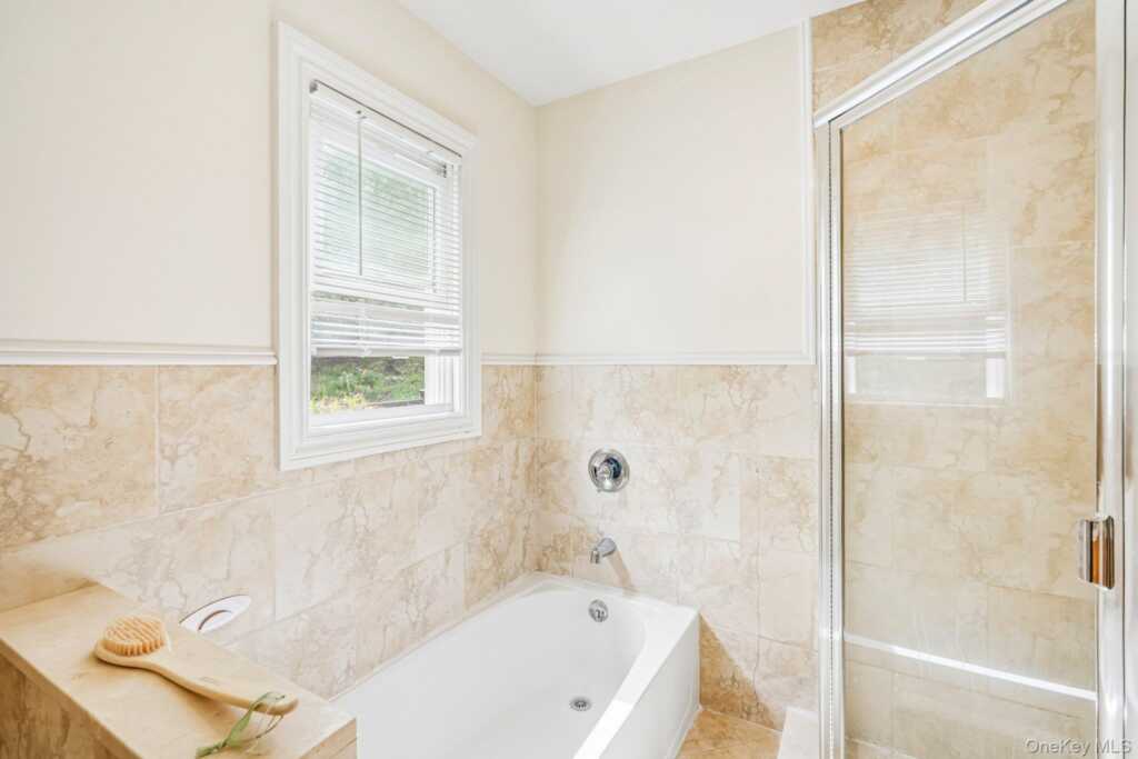 136 Orchid Drive, Pearl River, NY 10965 - Photo 17 of 43