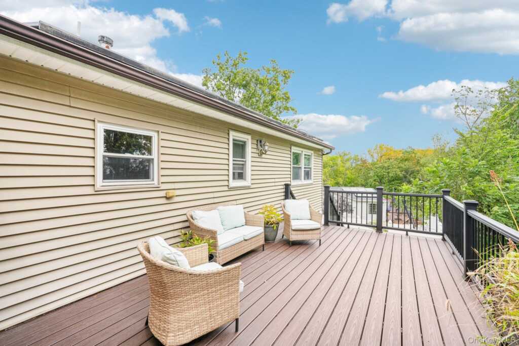 136 Orchid Drive, Pearl River, NY 10965 - Photo 29 of 43