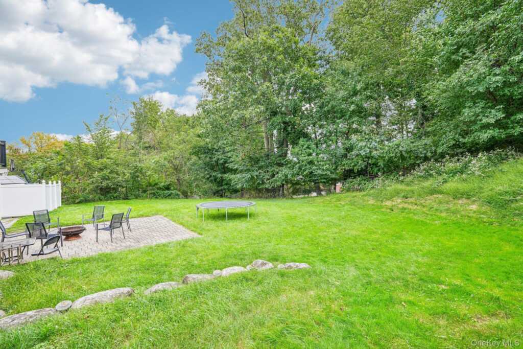136 Orchid Drive, Pearl River, NY 10965 - Photo 39 of 43