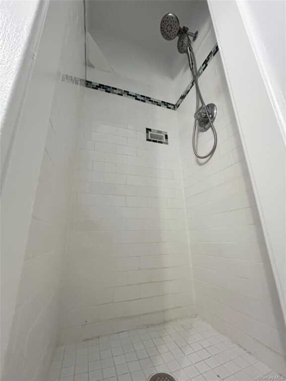 747 Route 9W, Unit #Cottage 8, Valley Cottage, NY 10989 - Photo 8 of 9