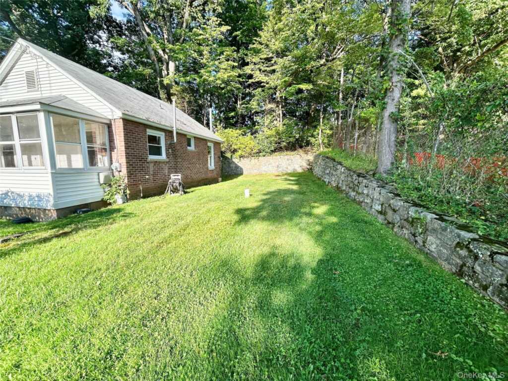 747 Route 9W, Unit #Cottage 8, Valley Cottage, NY 10989 - Photo 9 of 9