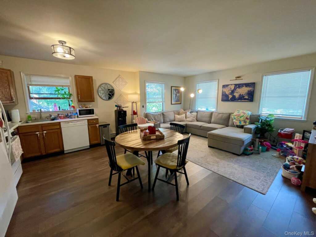 252 High Avenue, Unit #2, Nyack, NY 10960 - Photo 4 of 13
