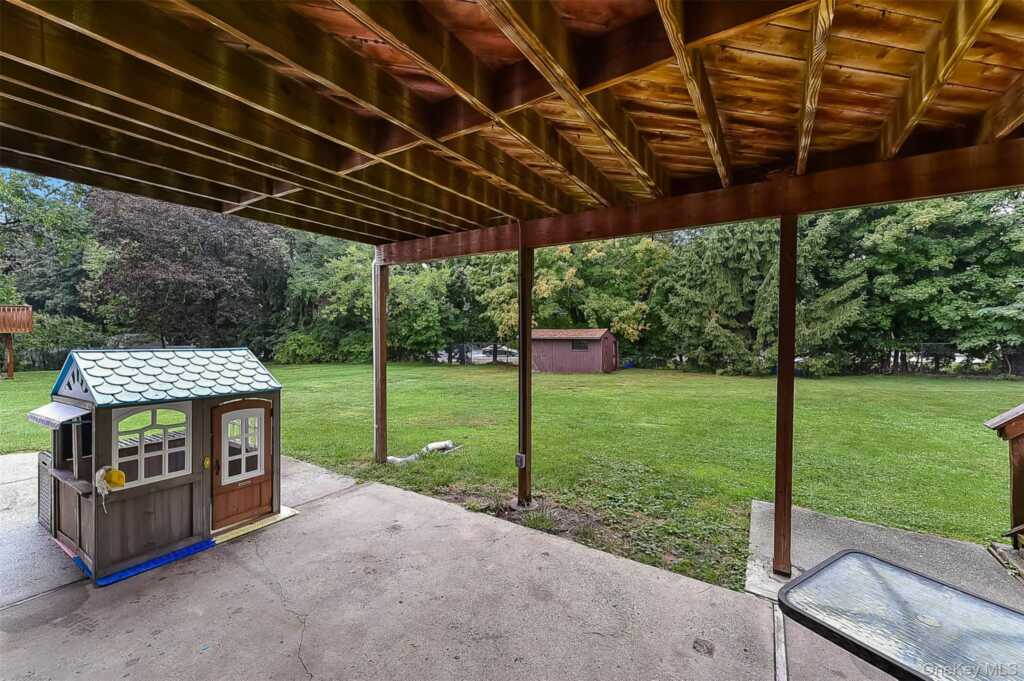 96 Lake Nanuet, Nanuet, NY 10954 - Photo 47 of 49