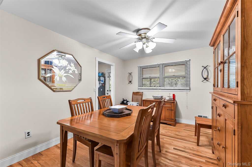 96 Lake Nanuet, Nanuet, NY 10954 - Photo 7 of 49