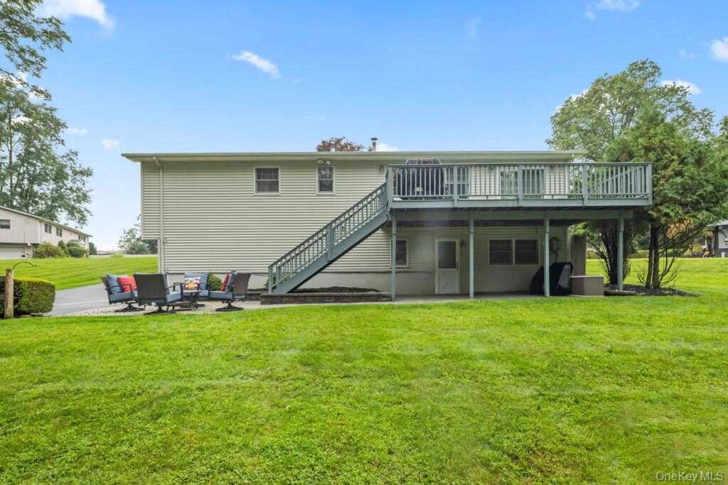 5 Newport Court, Suffern, NY 10901 - Photo 28 of 33