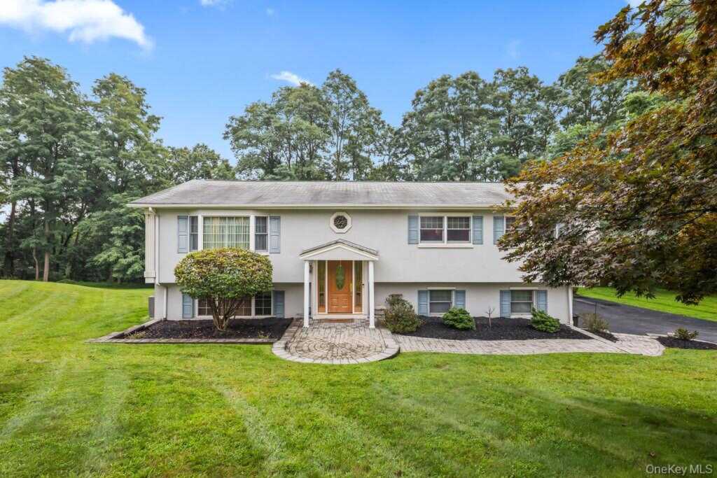 5 Newport Court, Suffern, NY 10901 - Photo 32 of 33