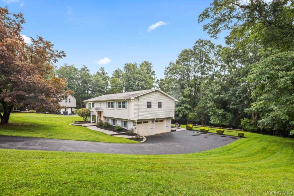 5 Newport Court, Suffern, NY 10901 - Photo 33 of 33