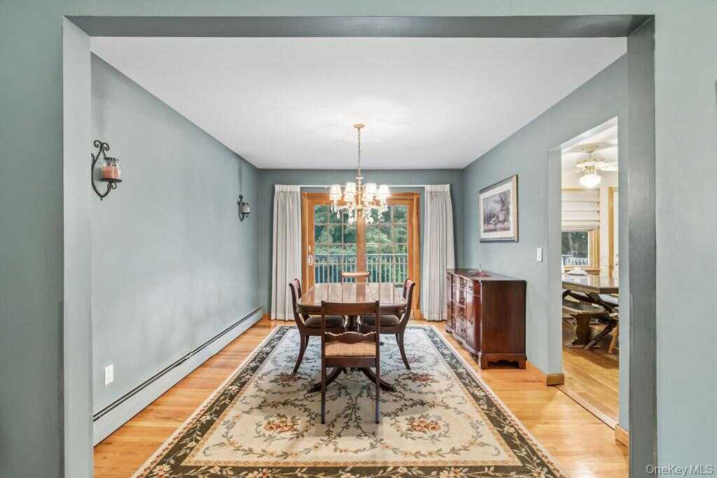 5 Newport Court, Suffern, NY 10901 - Photo 9 of 33