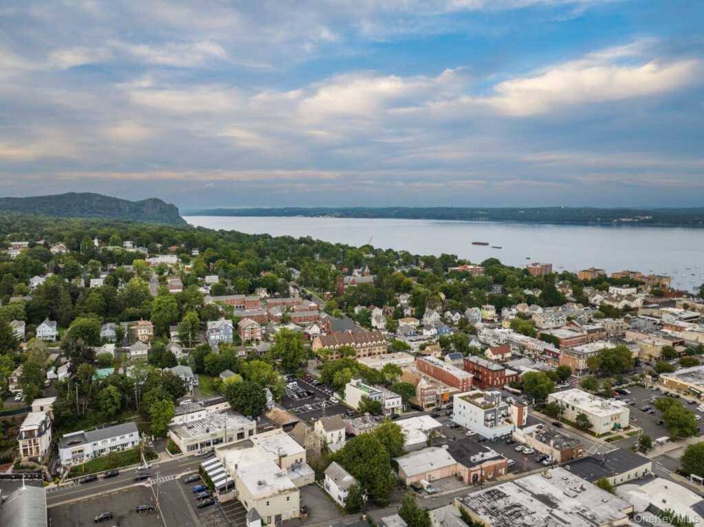 160 Burd Street, Nyack, NY 10960 - Photo 4 of 8