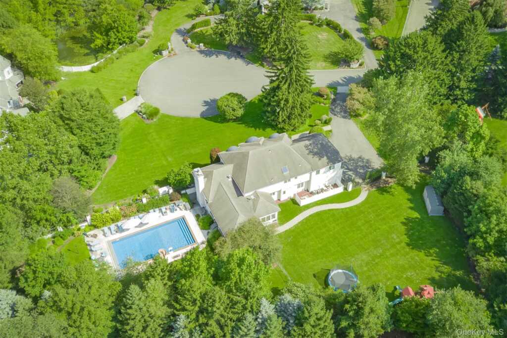 10 Cobblestone Farm Court, Suffern, NY 10901 - Photo 33 of 37