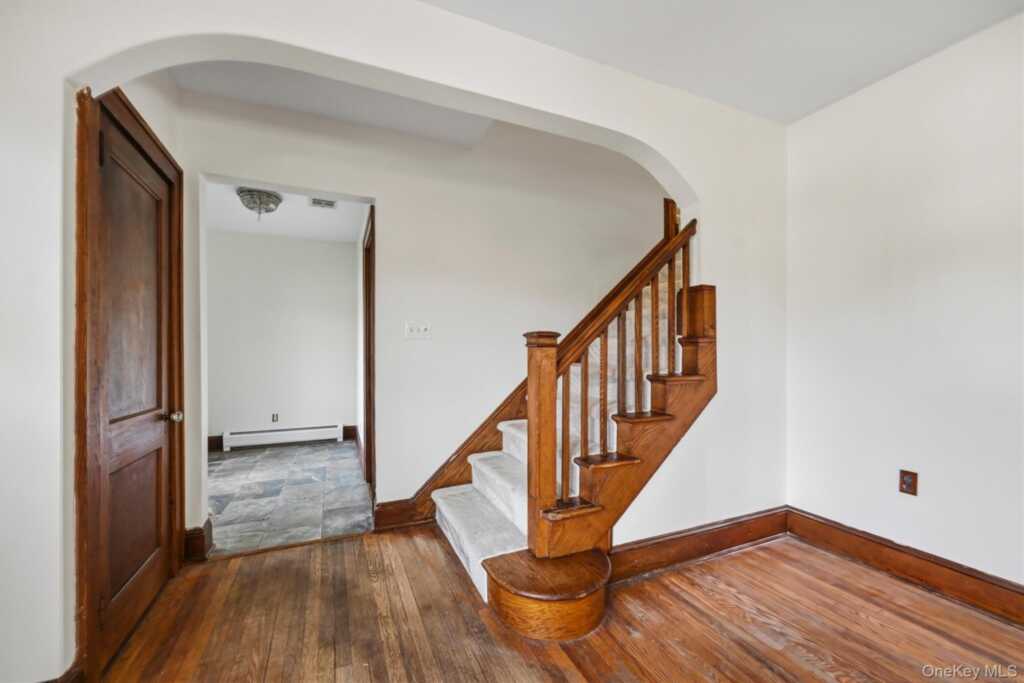 7 Atlantic Avenue, Nanuet, NY 10954 - Photo 17 of 27