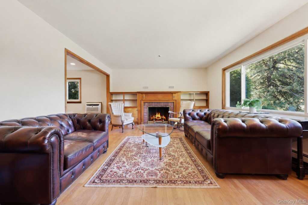 5 River Road, Suffern, NY 10901 - Photo 3 of 25
