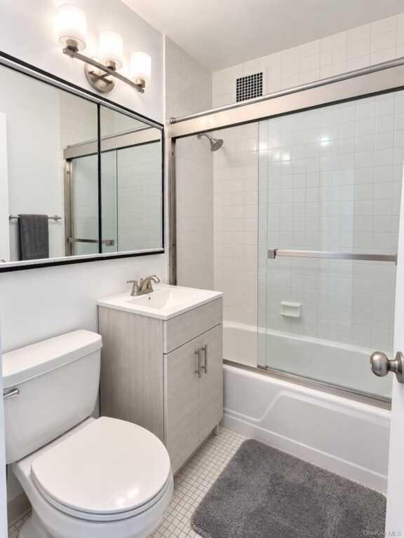 30 Lake Street, Unit #8D, White Plains, NY 10603 - Photo 7 of 15
