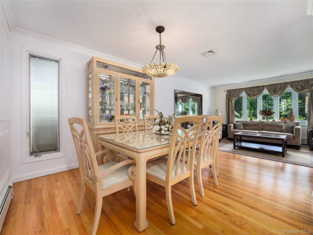 27 Will Rogers Lane, Nanuet, NY 10954 - Photo 10 of 31