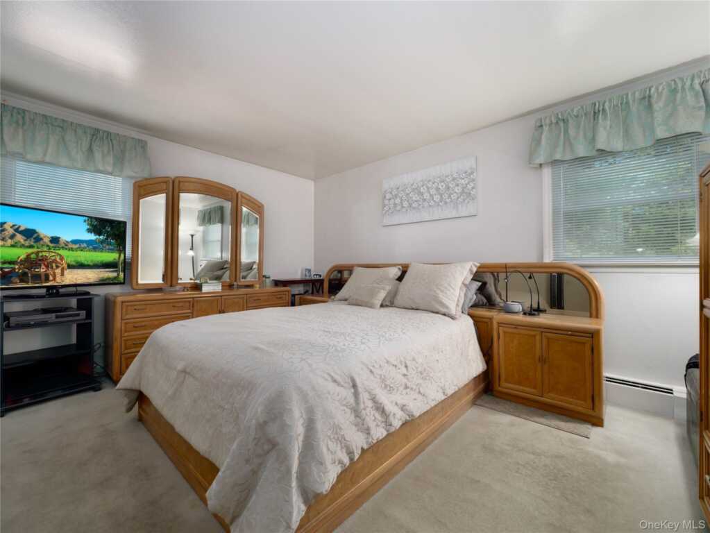27 Will Rogers Lane, Nanuet, NY 10954 - Photo 13 of 31