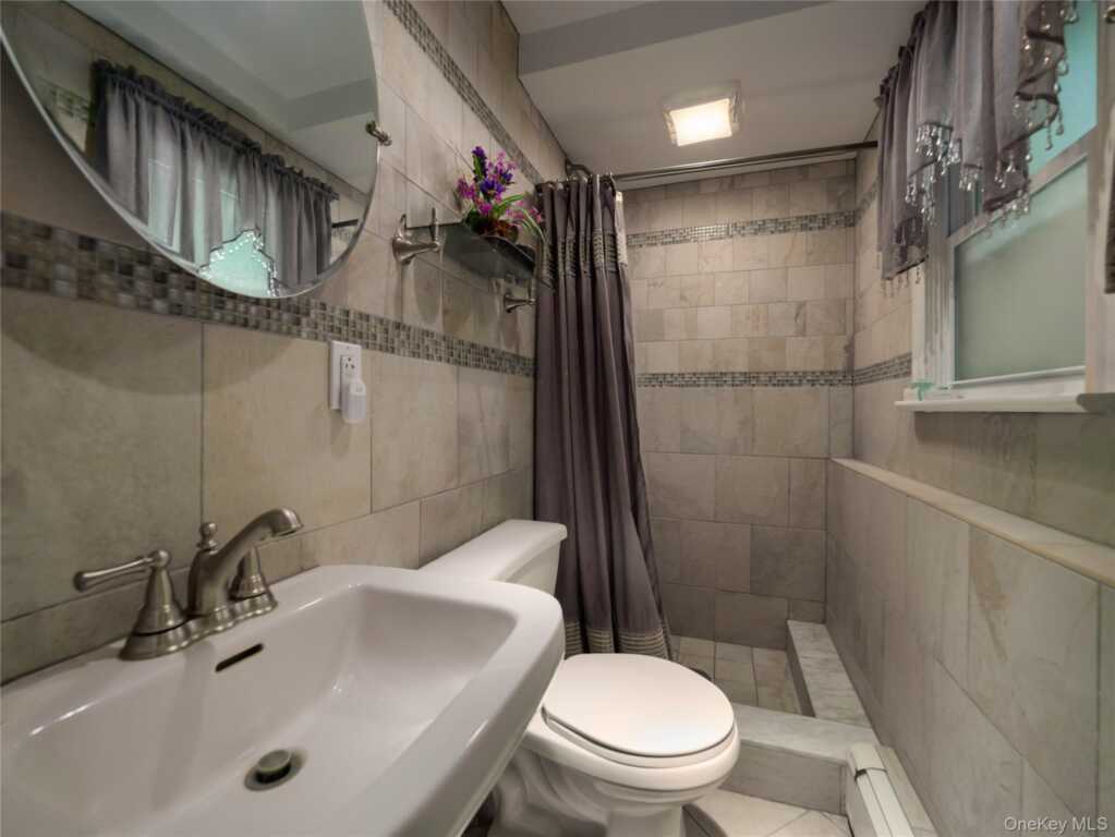 27 Will Rogers Lane, Nanuet, NY 10954 - Photo 19 of 31