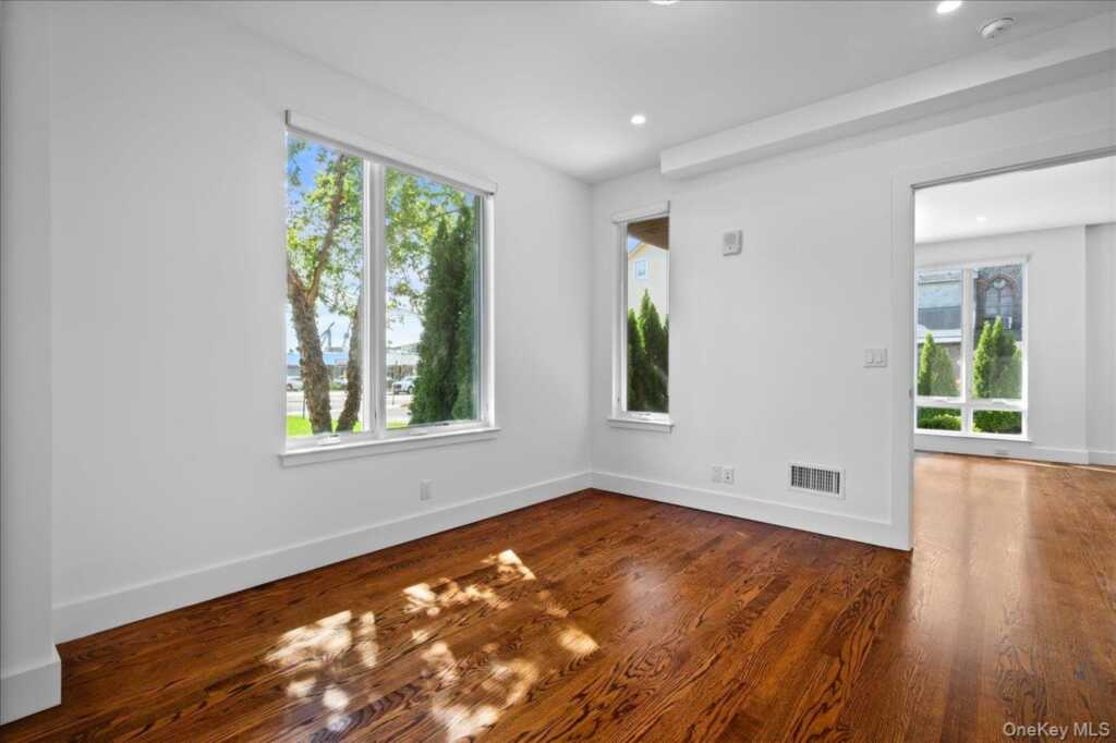 422 E Boston Post Road, Unit #101, Rye, NY 10543 - Photo 10 of 24
