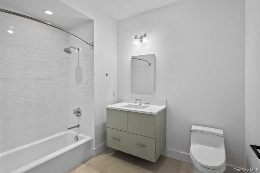 422 E Boston Post Road, Unit #101, Rye, NY 10543 - Photo 12 of 24