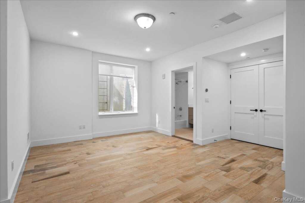 422 E Boston Post Road, Unit #101, Rye, NY 10543 - Photo 18 of 24