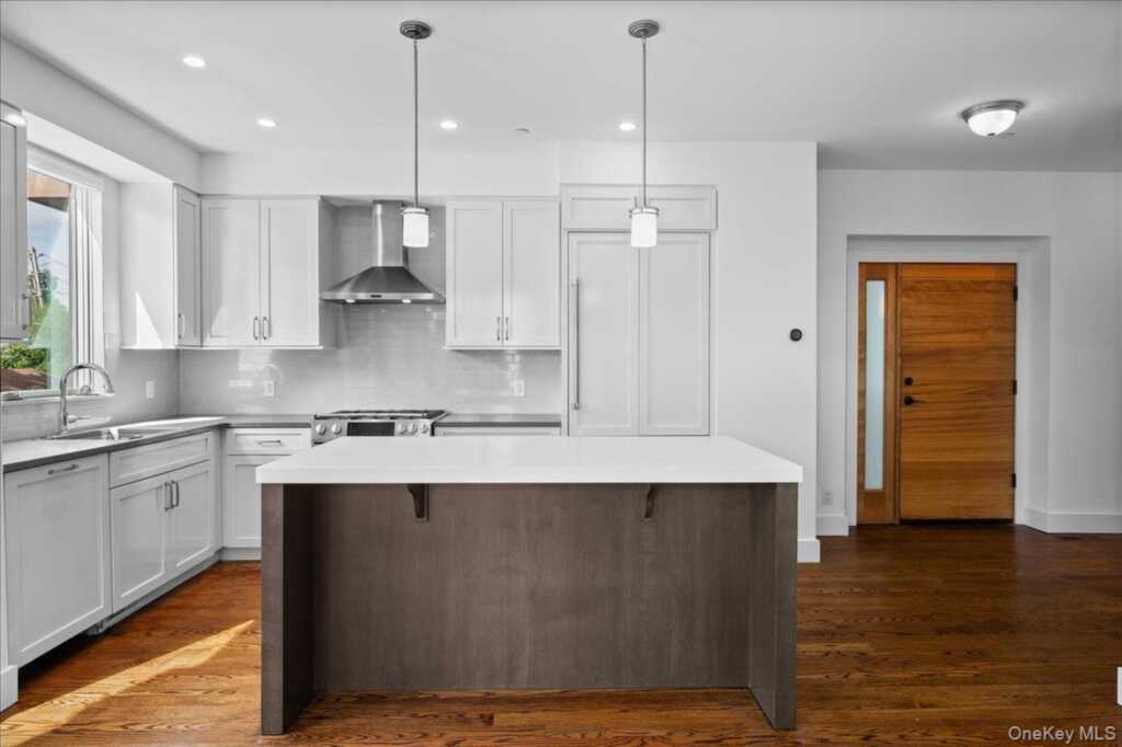 422 E Boston Post Road, Unit #101, Rye, NY 10543 - Photo 4 of 24