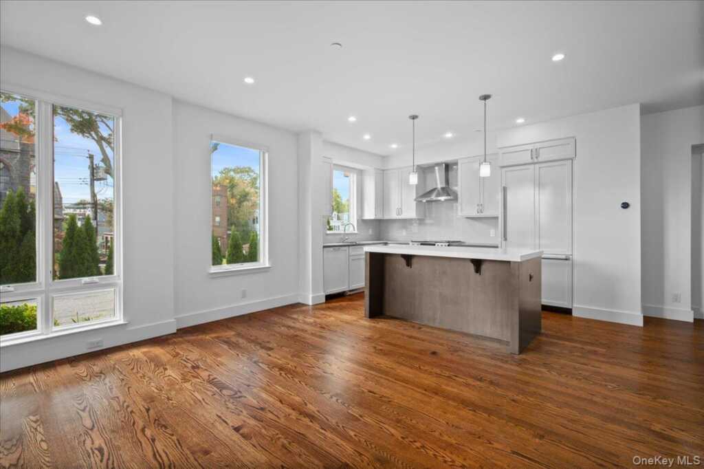 422 E Boston Post Road, Unit #101, Rye, NY 10543 - Photo 5 of 24
