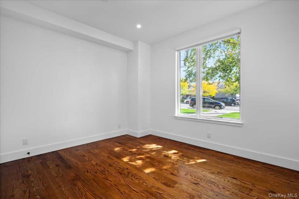 422 E Boston Post Road, Unit #101, Rye, NY 10543 - Photo 9 of 24
