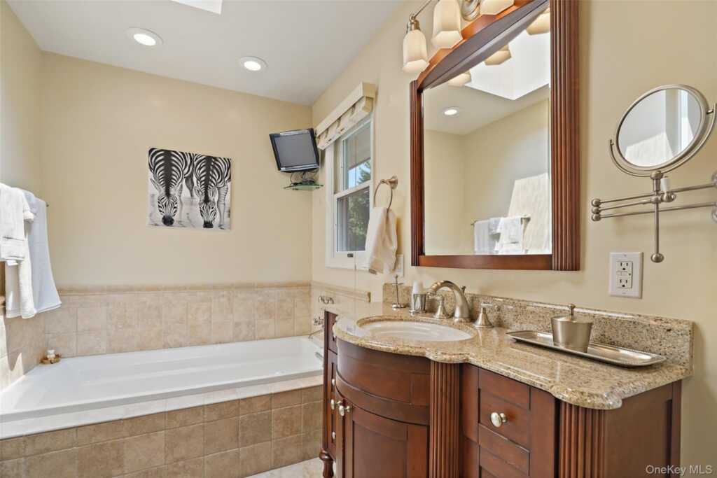 2 Magnolia Drive, Rye, NY 10573 - Photo 17 of 35