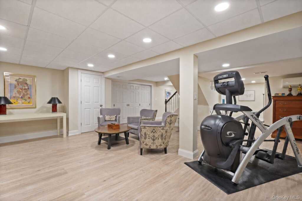 2 Magnolia Drive, Rye, NY 10573 - Photo 23 of 35