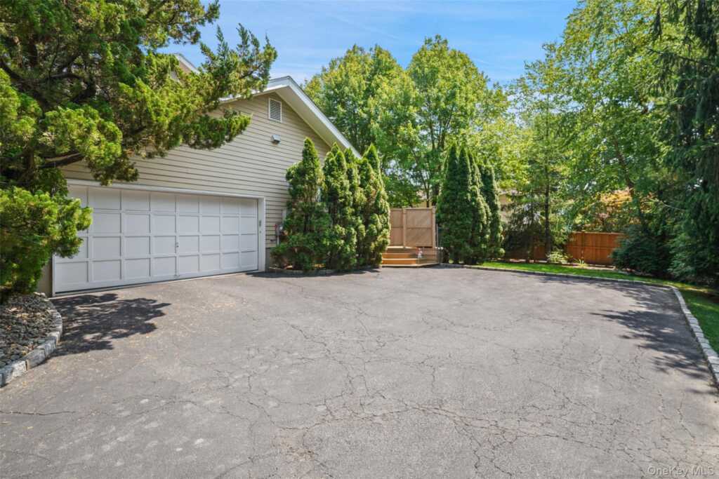 2 Magnolia Drive, Rye, NY 10573 - Photo 28 of 35