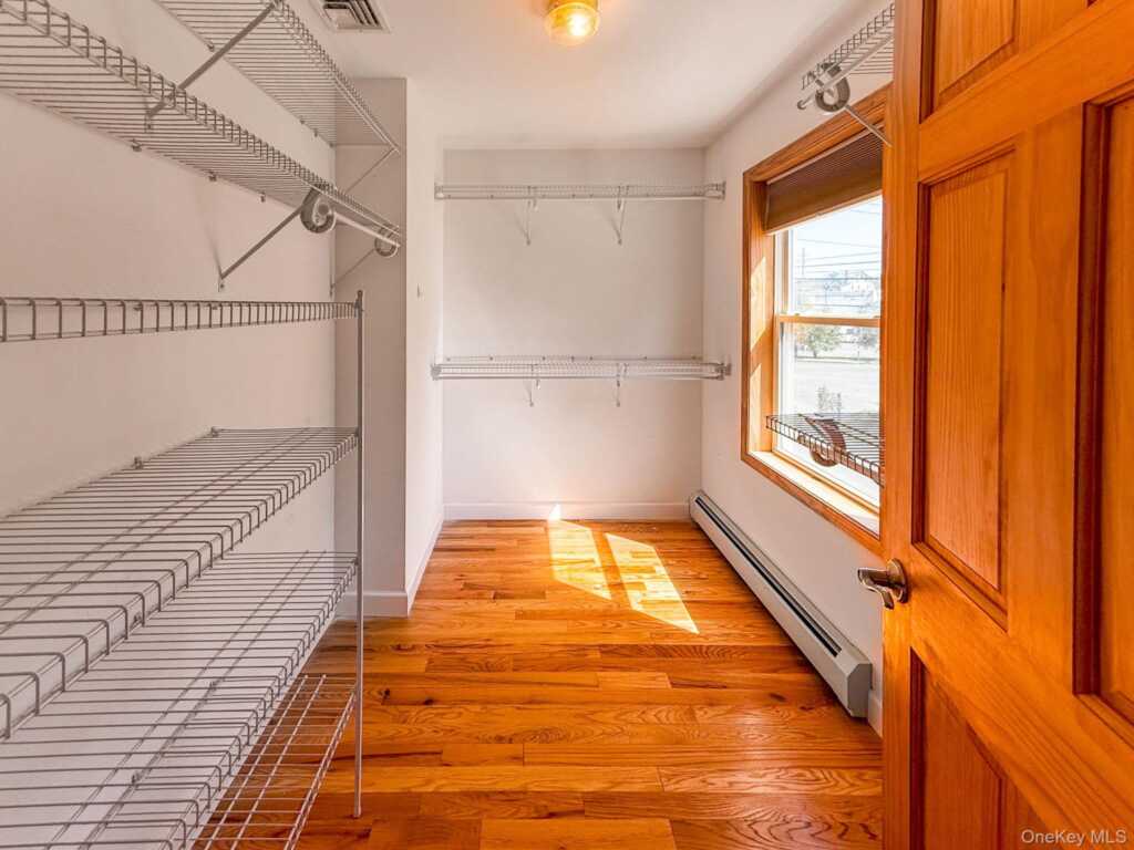 65 W Washington Avenue, Pearl River, NY 10965 - Photo 15 of 47