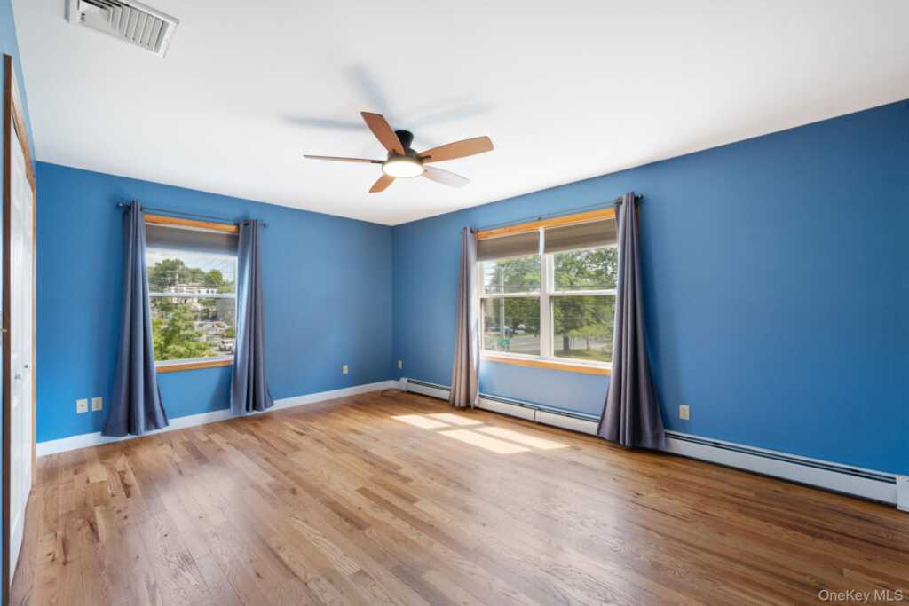65 W Washington Avenue, Pearl River, NY 10965 - Photo 19 of 47