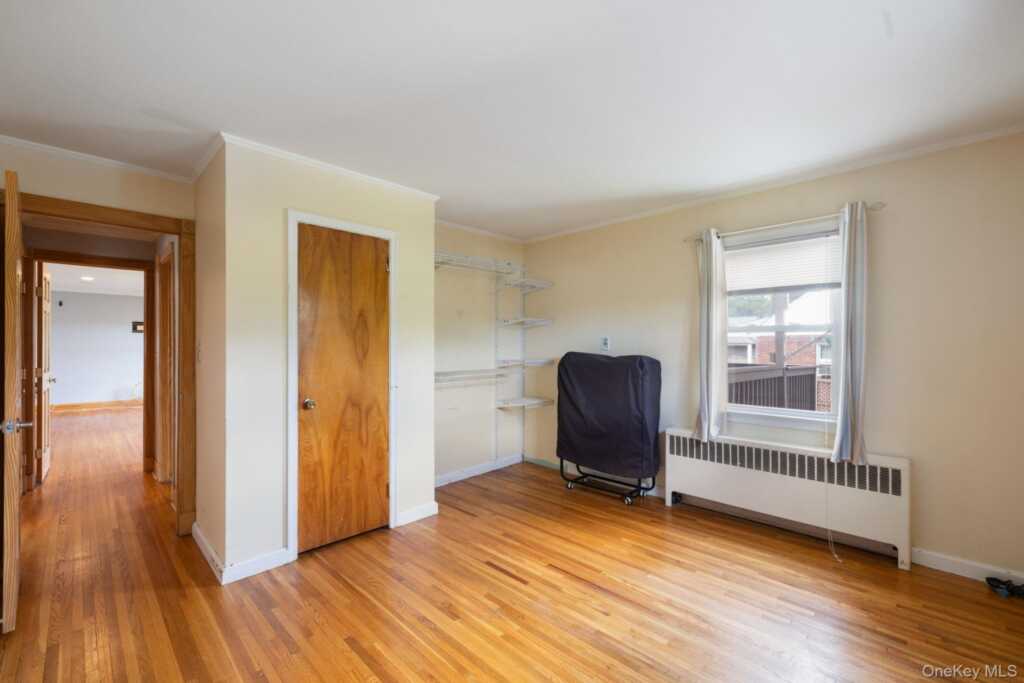 65 W Washington Avenue, Pearl River, NY 10965 - Photo 24 of 47