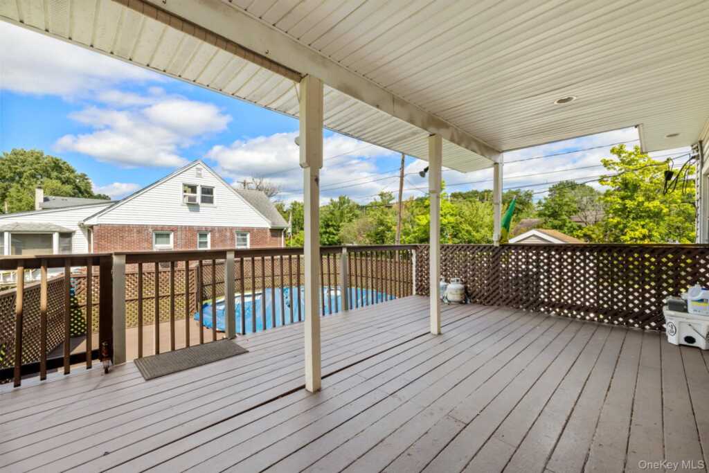 65 W Washington Avenue, Pearl River, NY 10965 - Photo 26 of 47