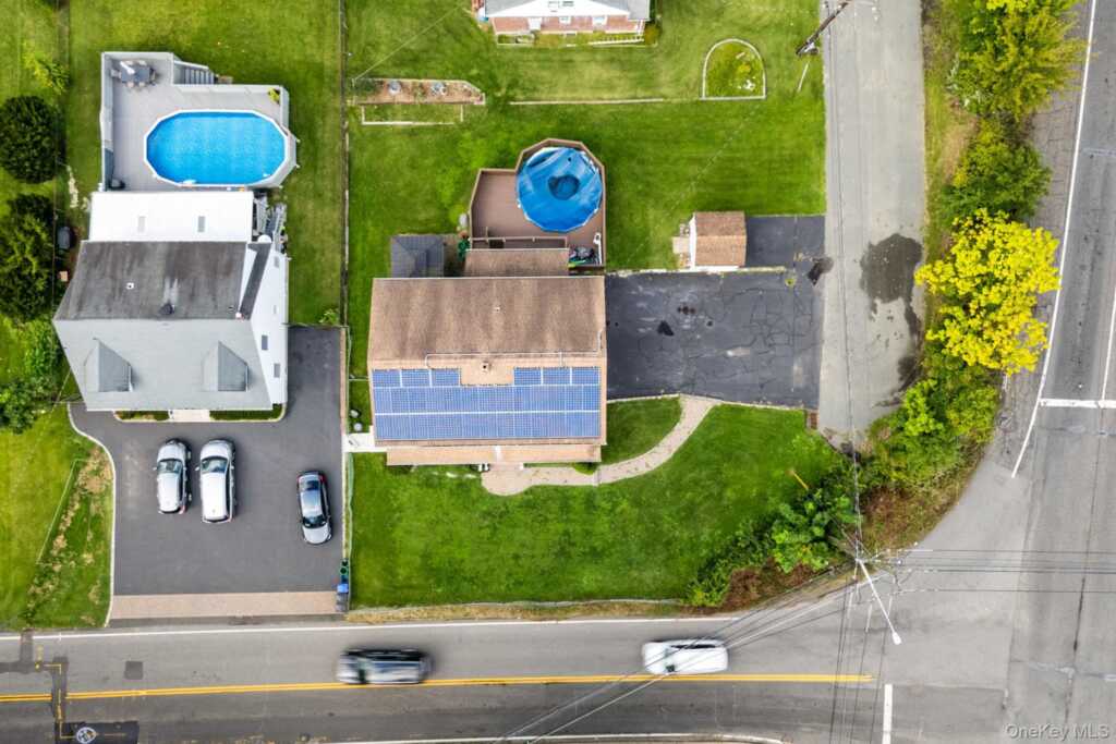 65 W Washington Avenue, Pearl River, NY 10965 - Photo 40 of 47