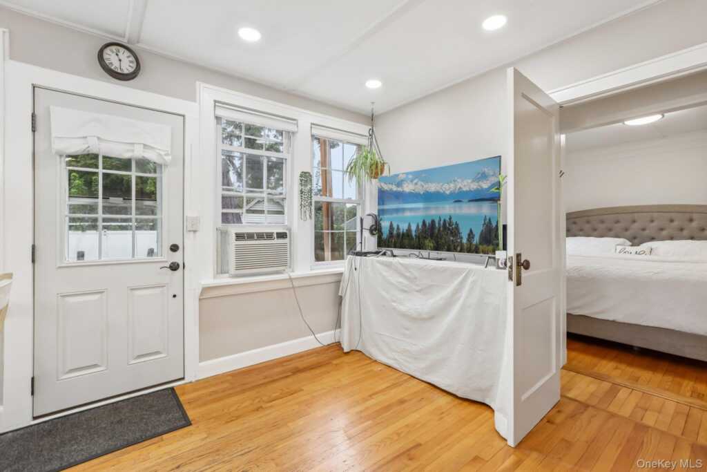 52 Prairie Avenue, Suffern, NY 10901 - Photo 12 of 24