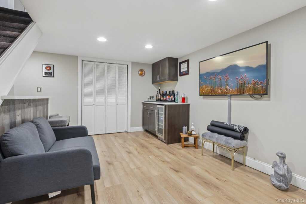 7 Center Street, Unit #A, Suffern, NY 10901 - Photo 20 of 30