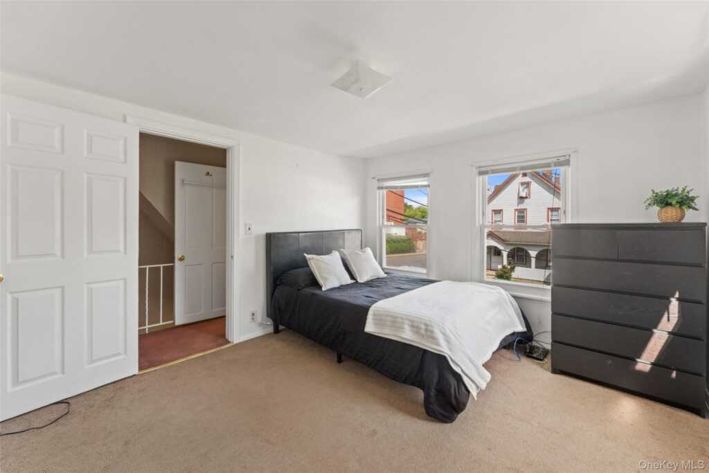 9 School Street, White Plains, NY 10606 - Photo 10 of 20