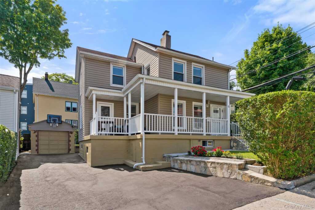 9 School Street, White Plains, NY 10606 - Photo 2 of 20