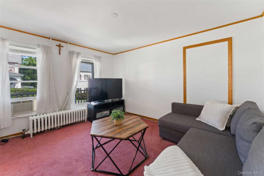 9 School Street, White Plains, NY 10606 - Photo 8 of 20