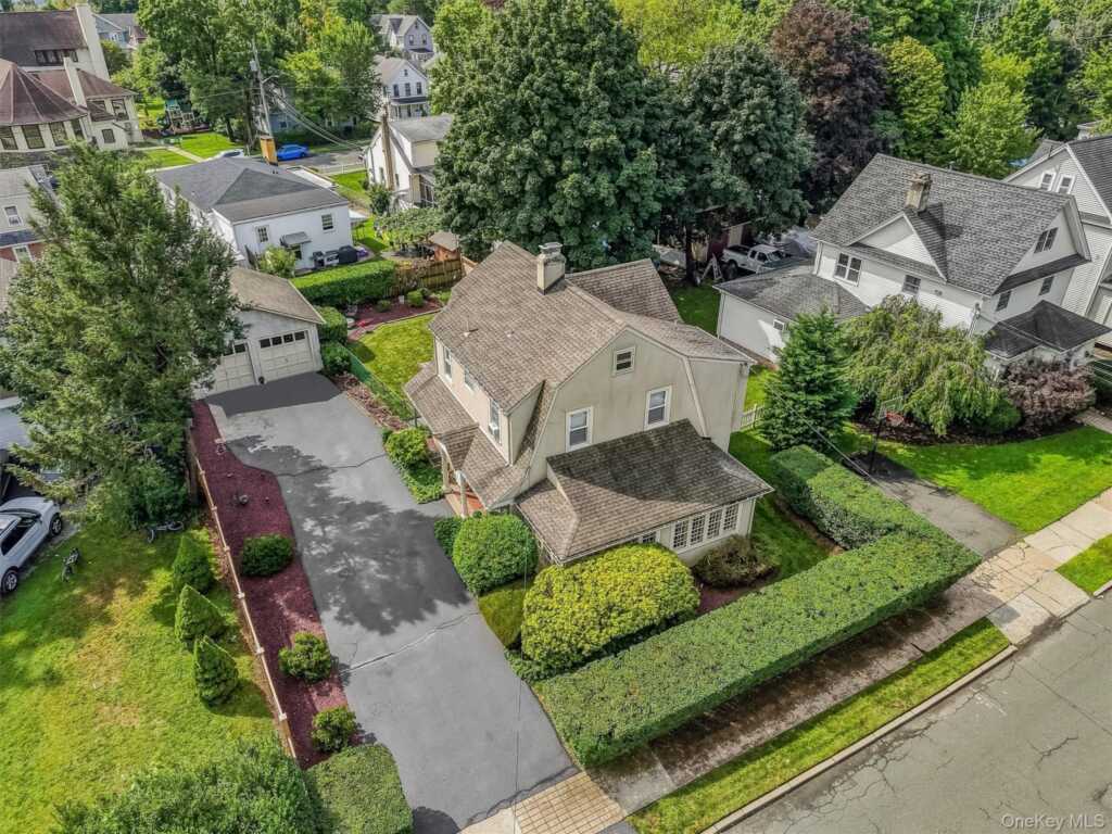 61 E Maple Avenue, Suffern, NY 10901 - Photo 2 of 50