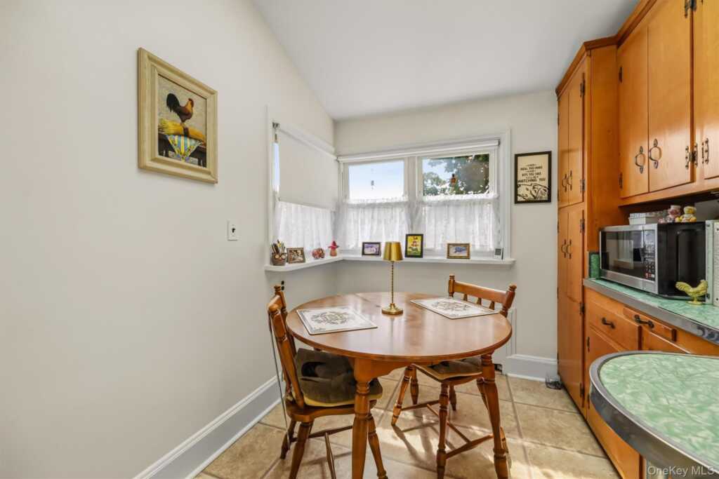 61 E Maple Avenue, Suffern, NY 10901 - Photo 26 of 50