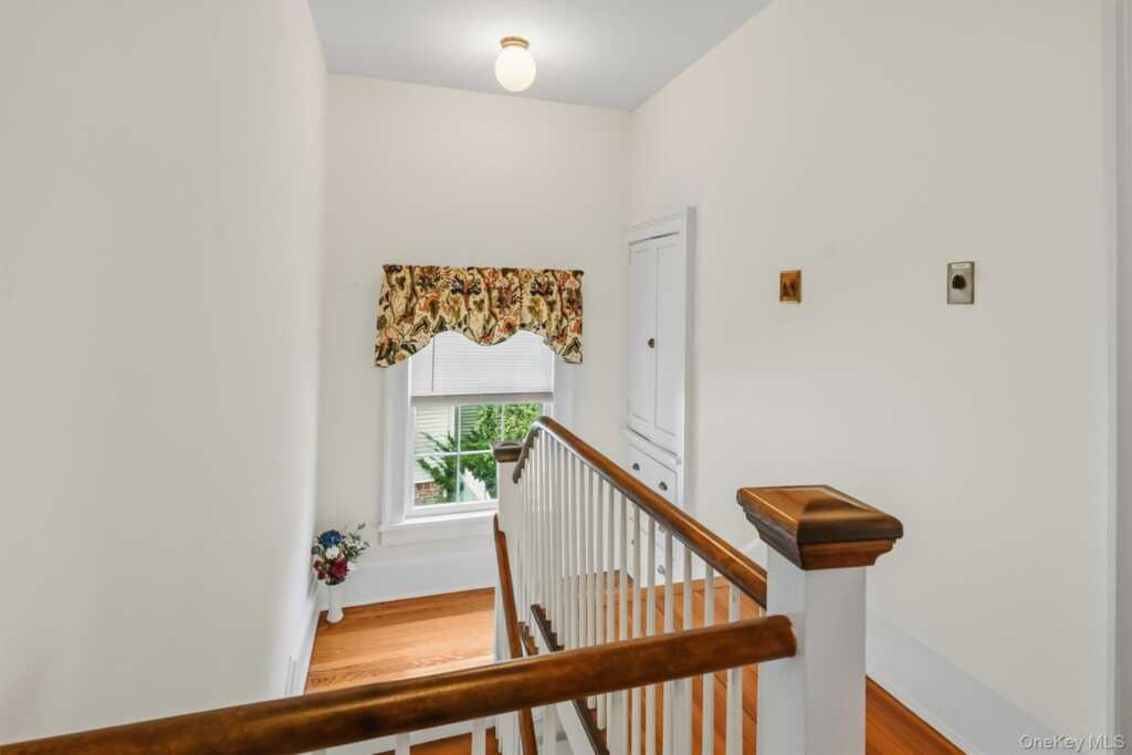 61 E Maple Avenue, Suffern, NY 10901 - Photo 30 of 50