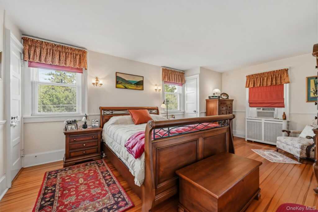 61 E Maple Avenue, Suffern, NY 10901 - Photo 32 of 50