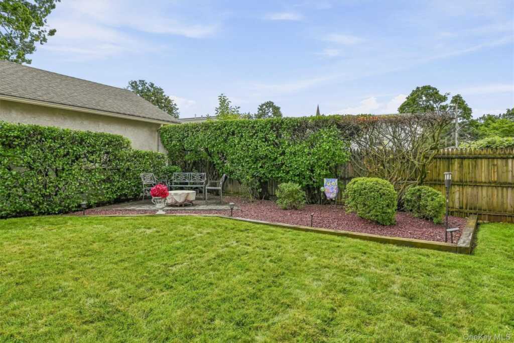 61 E Maple Avenue, Suffern, NY 10901 - Photo 46 of 50