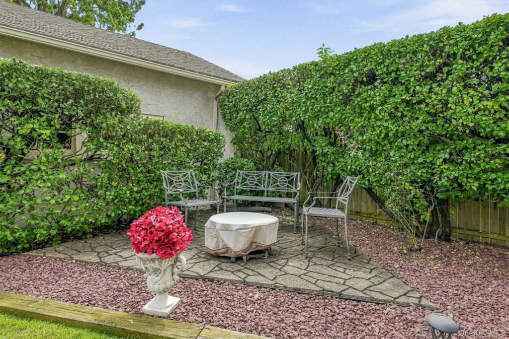 61 E Maple Avenue, Suffern, NY 10901 - Photo 47 of 50
