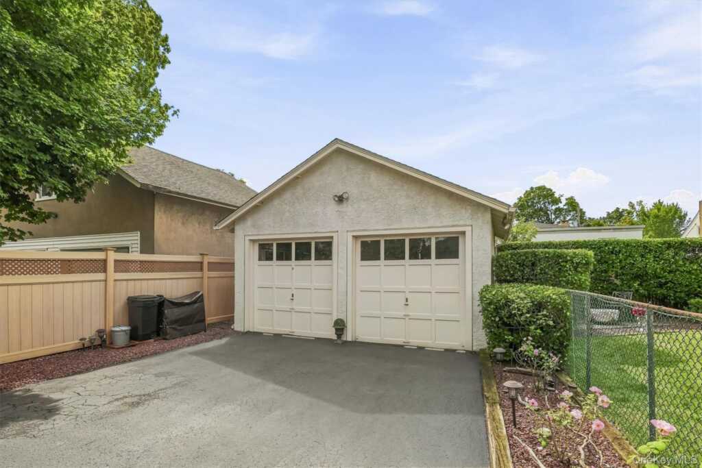 61 E Maple Avenue, Suffern, NY 10901 - Photo 48 of 50