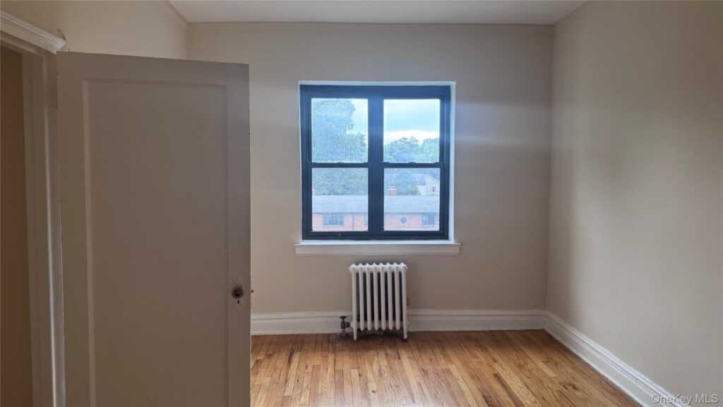 120 Stonelea Place, Unit #4G, New Rochelle, NY 10801 - Photo 6 of 6