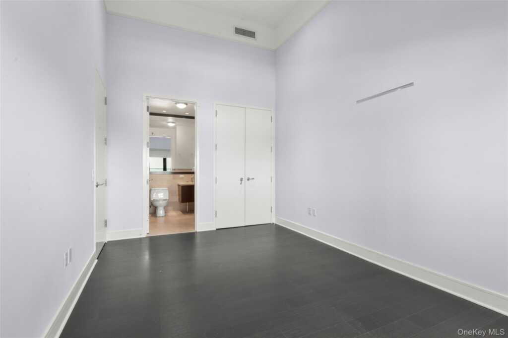 25 Leroy Place, Unit #PH7, New Rochelle, NY 10805 - Photo 19 of 29