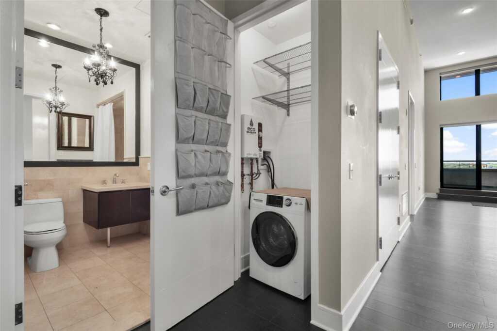 25 Leroy Place, Unit #PH7, New Rochelle, NY 10805 - Photo 21 of 29