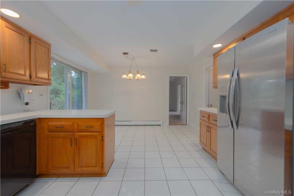 20 Madison Court, Stony Point, NY 10980 - Photo 9 of 35